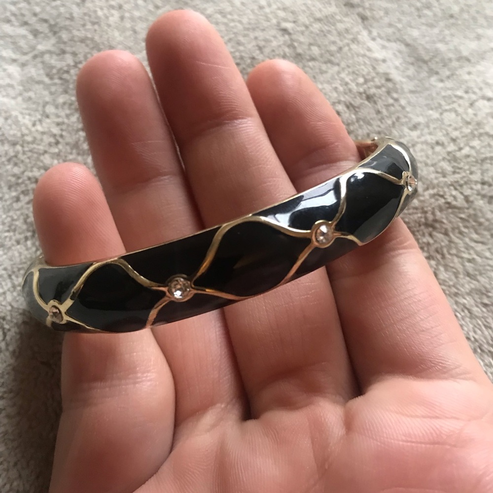 Black enamel bracelet
